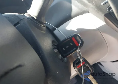 2014 Honda Civic Lx z USA, uszkodzony, nr VIN 19XFB2F55EE026465